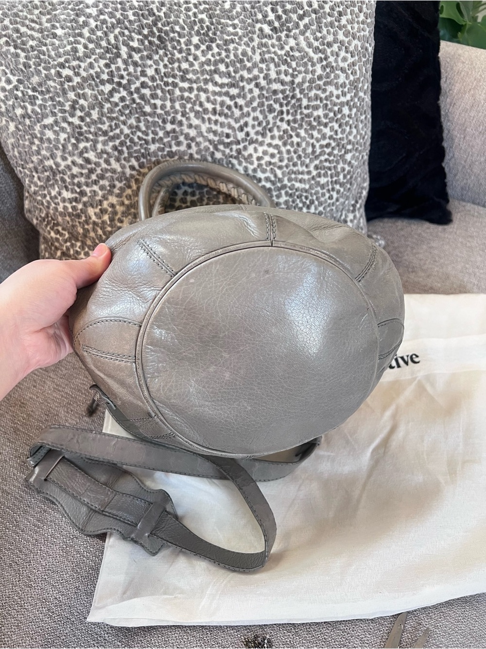 Balenciaga Grey City Le Cagole Motocross Pompon Bucket Bag - Picture 6 of 12
